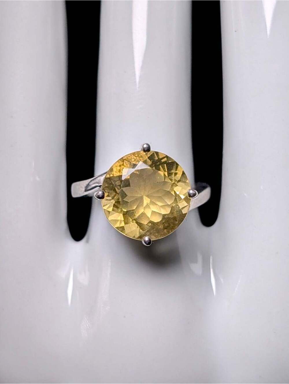 Vintage 9+ Carat Genuine Canary Yellow Citrine Solitaire Sterling Silver Ring